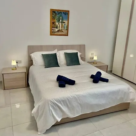Emmnic 4 * Msida
